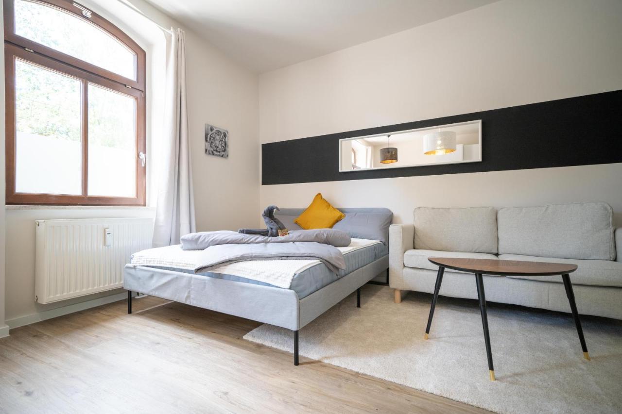 FULL HOUSE Studios - L96 2 Bedroom Apartment Zwickau Exterior foto
